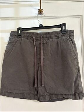 Men's Elastic-Waist Athletic Shorts in Charcoal